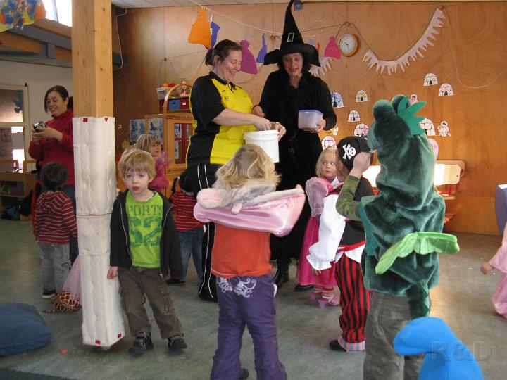 Carnaval 2010 Creche (6).JPG